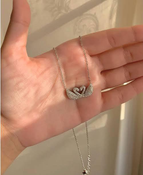 Double Swan White Pendant