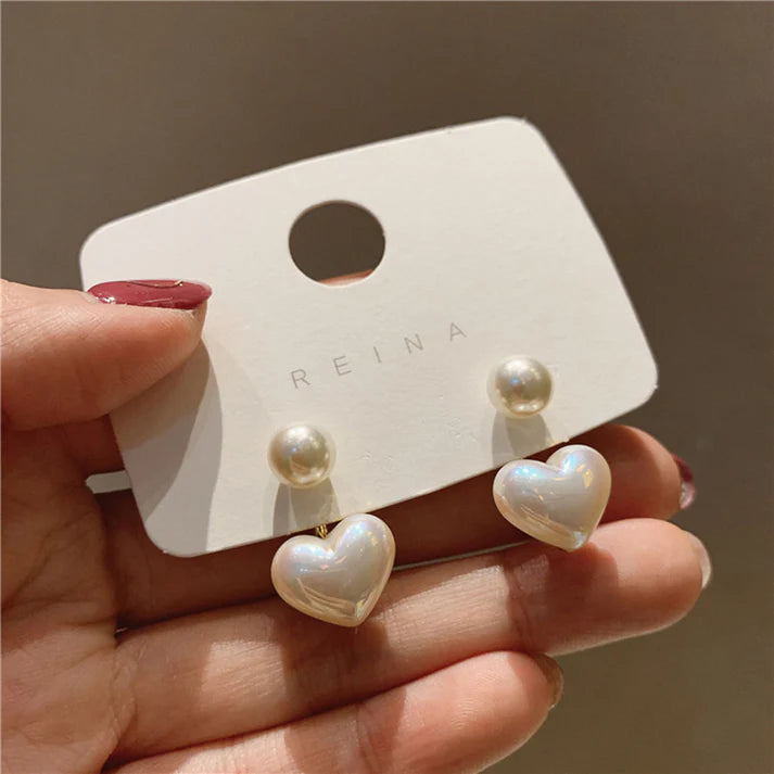 Pearl Cluster Heart - Earring