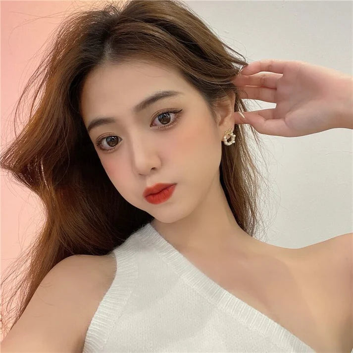 Bow Pearl Wreath - Earring