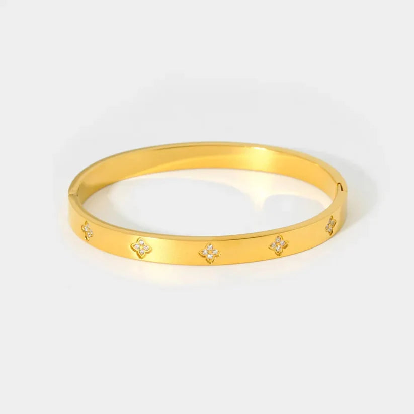 Four zircon Handcuff