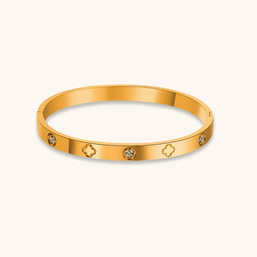 Clover Zircon Handcuff