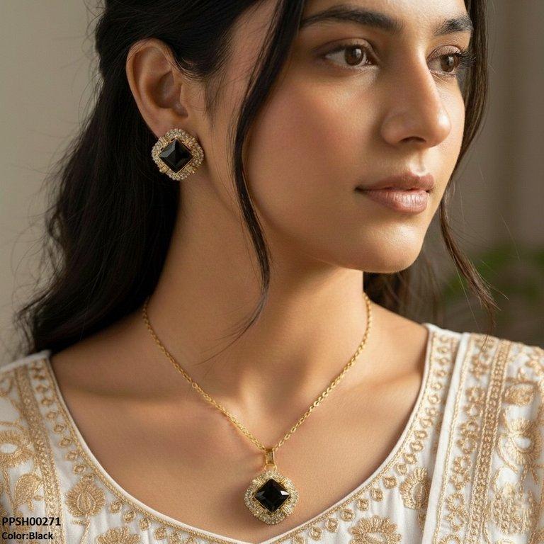 Square Pendant Set