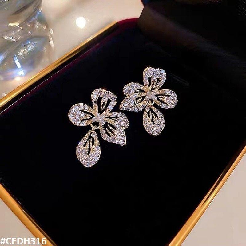 Flower Teardrop Earrings Pair