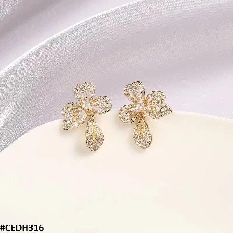 Flower Teardrop Earrings Pair