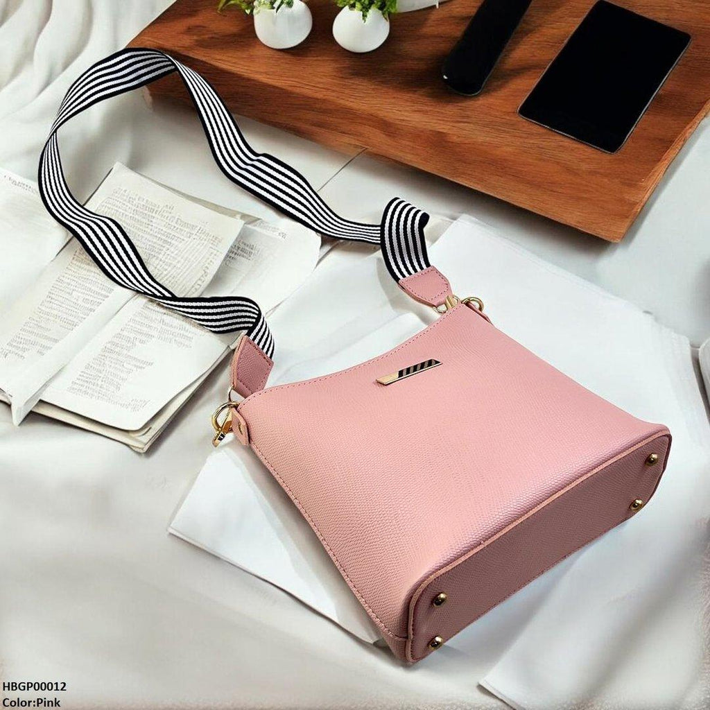 Trendy Ladies Hand Bag